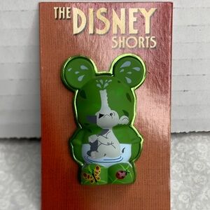 Disney Parks Vinylmation The Jungle Cruise Elephant 3d Pin.